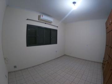 Alugar Casa / Padrão em São José do Rio Preto R$ 2.500,00 - Foto 27