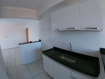 Alugar Apartamento / Padrão em São José do Rio Preto R$ 1.000,00 - Foto 5