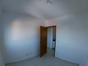 Alugar Apartamento / Padrão em São José do Rio Preto R$ 1.000,00 - Foto 15