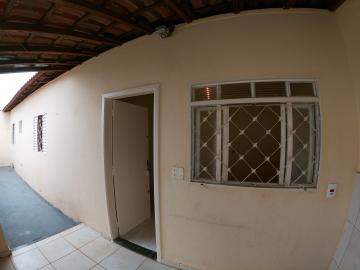 Alugar Casa / Padrão em São José do Rio Preto. apenas R$ 1.000,00