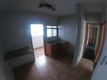 Alugar Apartamento / Padrão em São José do Rio Preto R$ 1.500,00 - Foto 6