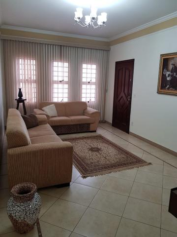 Casa / Padrão em Mirassol , Comprar por R$690.000,00
