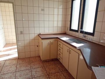 Alugar Apartamento / Padrão em São José do Rio Preto R$ 2.000,00 - Foto 3