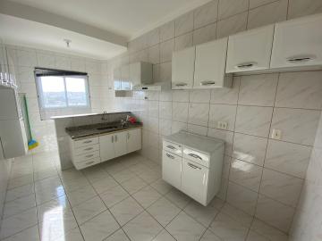 Alugar Apartamento / Padrão em São José do Rio Preto R$ 1.200,00 - Foto 6