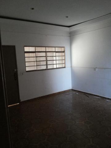 Comprar Casa / Padrão em Irapuã R$ 280.000,00 - Foto 5