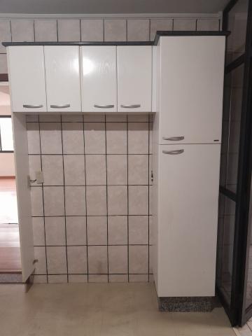 Alugar Apartamento / Padrão em São José do Rio Preto R$ 900,00 - Foto 6