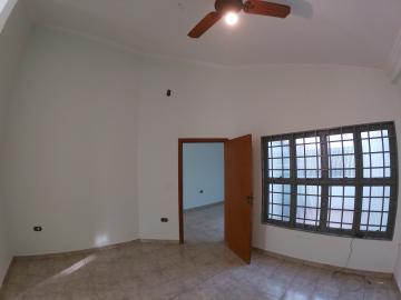 Alugar Casa / Padrão em São José do Rio Preto R$ 2.600,00 - Foto 6