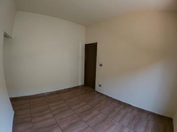 Alugar Casa / Padrão em São José do Rio Preto R$ 650,00 - Foto 3