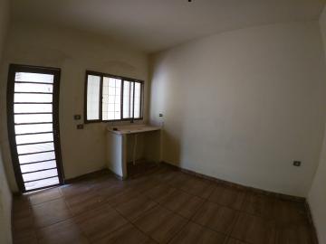 Alugar Casa / Padrão em São José do Rio Preto R$ 650,00 - Foto 10