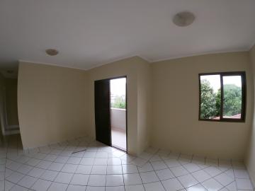 Alugar Apartamento / Padrão em São José do Rio Preto R$ 1.300,00 - Foto 2