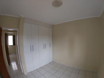 Alugar Apartamento / Padrão em São José do Rio Preto R$ 1.300,00 - Foto 12