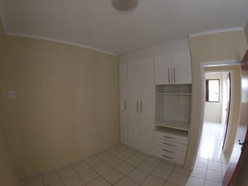 Alugar Apartamento / Padrão em São José do Rio Preto R$ 1.300,00 - Foto 15