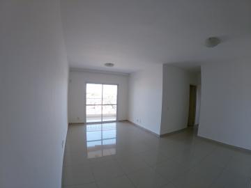 Alugar Apartamento / Padrão em São José do Rio Preto R$ 2.500,00 - Foto 2