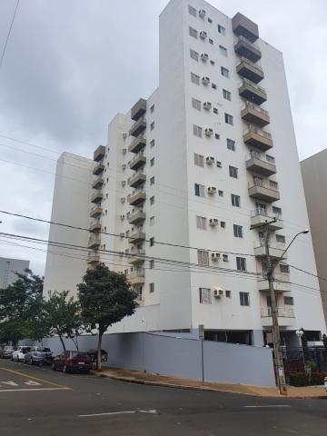 Alugar Apartamento / Padrão em São José do Rio Preto R$ 1.250,00 - Foto 2