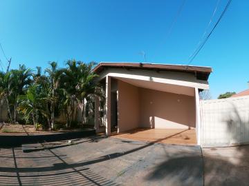 Alugar Casa / Padrão em São José do Rio Preto R$ 2.000,00 - Foto 1