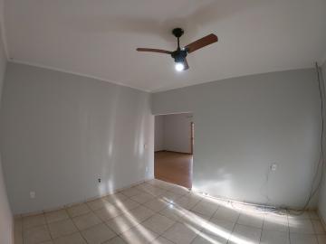 Alugar Casa / Padrão em São José do Rio Preto R$ 2.000,00 - Foto 6