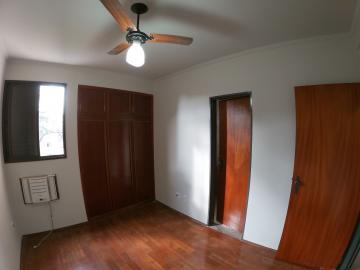 Alugar Apartamento / Padrão em São José do Rio Preto R$ 900,00 - Foto 16