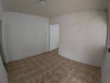 Alugar Casa / Padrão em São José do Rio Preto R$ 800,00 - Foto 4