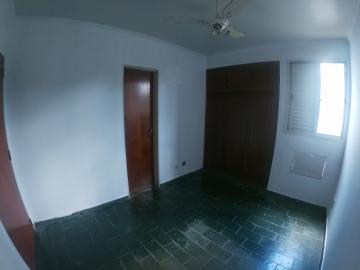 Alugar Apartamento / Padrão em São José do Rio Preto R$ 700,00 - Foto 17