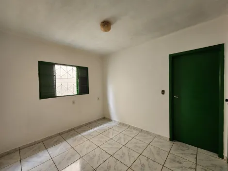 Alugar Casa / Padrão em São José do Rio Preto R$ 1.300,00 - Foto 8