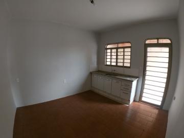 Alugar Casa / Padrão em São José do Rio Preto R$ 1.000,00 - Foto 5