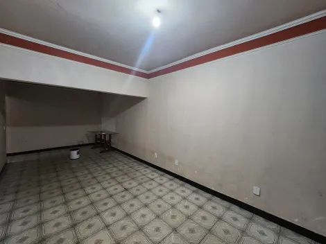 Casa / Padrão em São José do Rio Preto Alugar por R$1.000,00