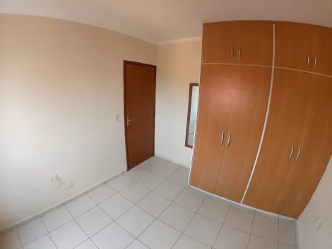 Alugar Apartamento / Padrão em São José do Rio Preto R$ 1.100,00 - Foto 12