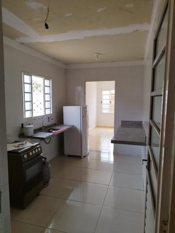 Alugar Casa / Padrão em São José do Rio Preto R$ 850,00 - Foto 6