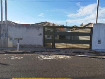 Alugar Casa / Padrão em São José do Rio Preto. apenas R$ 850,00