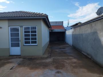 Alugar Casa / Padrão em São José do Rio Preto R$ 850,00 - Foto 3