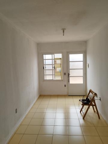 Alugar Casa / Padrão em São José do Rio Preto R$ 850,00 - Foto 8