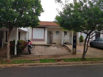 Alugar Casa / Condomínio em São José do Rio Preto R$ 850,00 - Foto 1