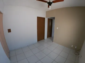 Alugar Casa / Padrão em São José do Rio Preto R$ 1.350,00 - Foto 6