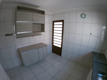 Alugar Casa / Padrão em São José do Rio Preto R$ 1.350,00 - Foto 16