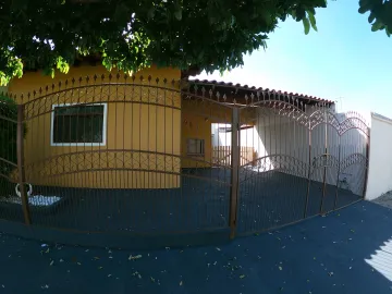 Alugar Casa / Padrão em São José do Rio Preto. apenas R$ 1.230,00