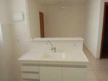 Alugar Apartamento / Padrão em São José do Rio Preto R$ 700,00 - Foto 2