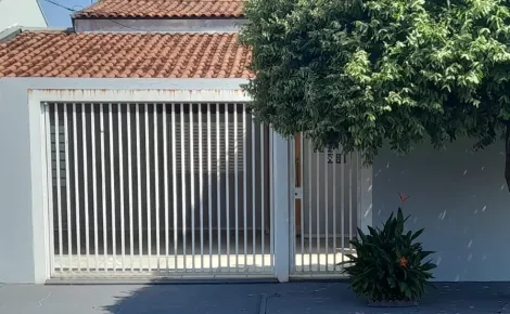 Casa / Padrão em São José do Rio Preto 