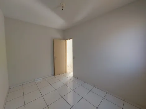 Alugar Apartamento / Padrão em São José do Rio Preto R$ 750,00 - Foto 11