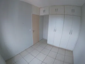 Alugar Apartamento / Padrão em São José do Rio Preto R$ 1.700,00 - Foto 12