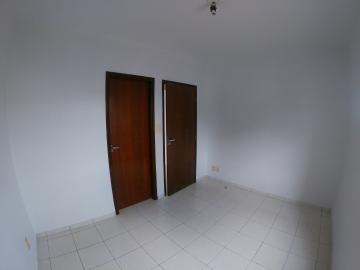 Alugar Apartamento / Padrão em São José do Rio Preto R$ 800,00 - Foto 12