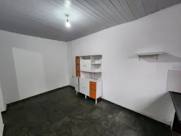 Alugar Casa / Padrão em São José do Rio Preto R$ 550,00 - Foto 2