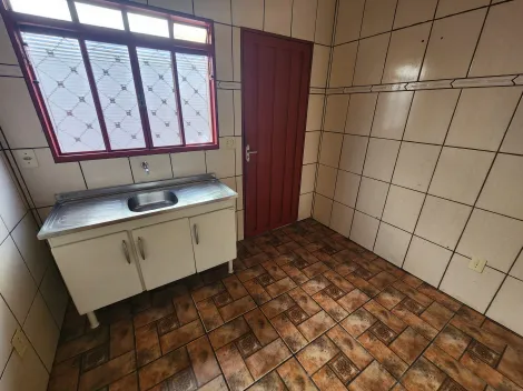 Alugar Casa / Padrão em São José do Rio Preto R$ 780,00 - Foto 6