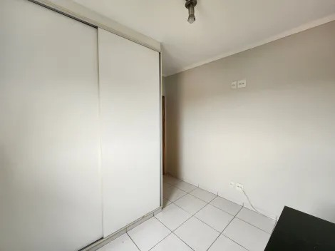 Alugar Apartamento / Padrão em São José do Rio Preto R$ 1.250,00 - Foto 11