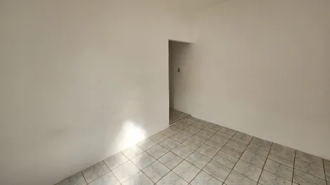 Alugar Casa / Padrão em São José do Rio Preto. apenas R$ 1.500,00