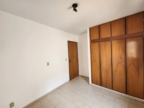 Alugar Apartamento / Padrão em São José do Rio Preto R$ 900,00 - Foto 9