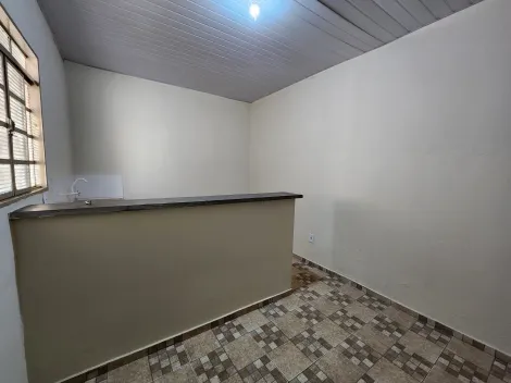 Alugar Casa / Padrão em São José do Rio Preto apenas R$ 400,00 - Foto 1