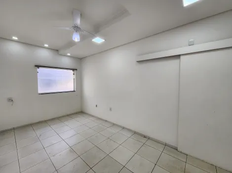 Alugar Casa / Padrão em São José do Rio Preto. apenas R$ 3.500,00