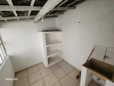 Alugar Casa / Padrão em São José do Rio Preto R$ 800,00 - Foto 11