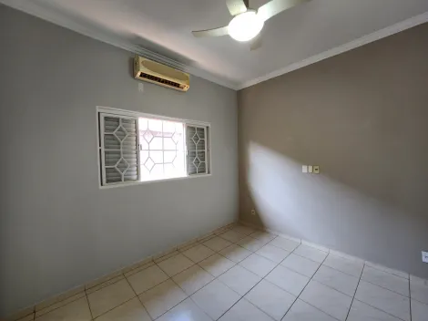 Alugar Casa / Padrão em São José do Rio Preto R$ 3.500,00 - Foto 15