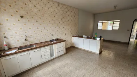 Alugar Casa / Padrão em São José do Rio Preto R$ 1.600,00 - Foto 9